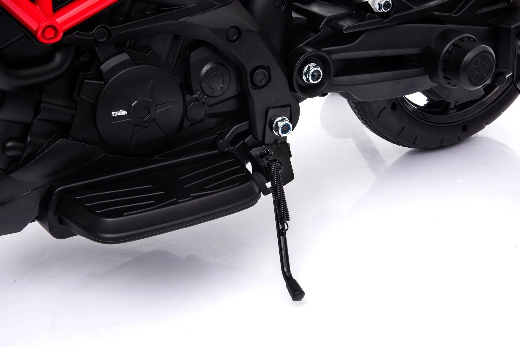 Aprilia Dorsoduro 900 Bike 12V White - Image 5