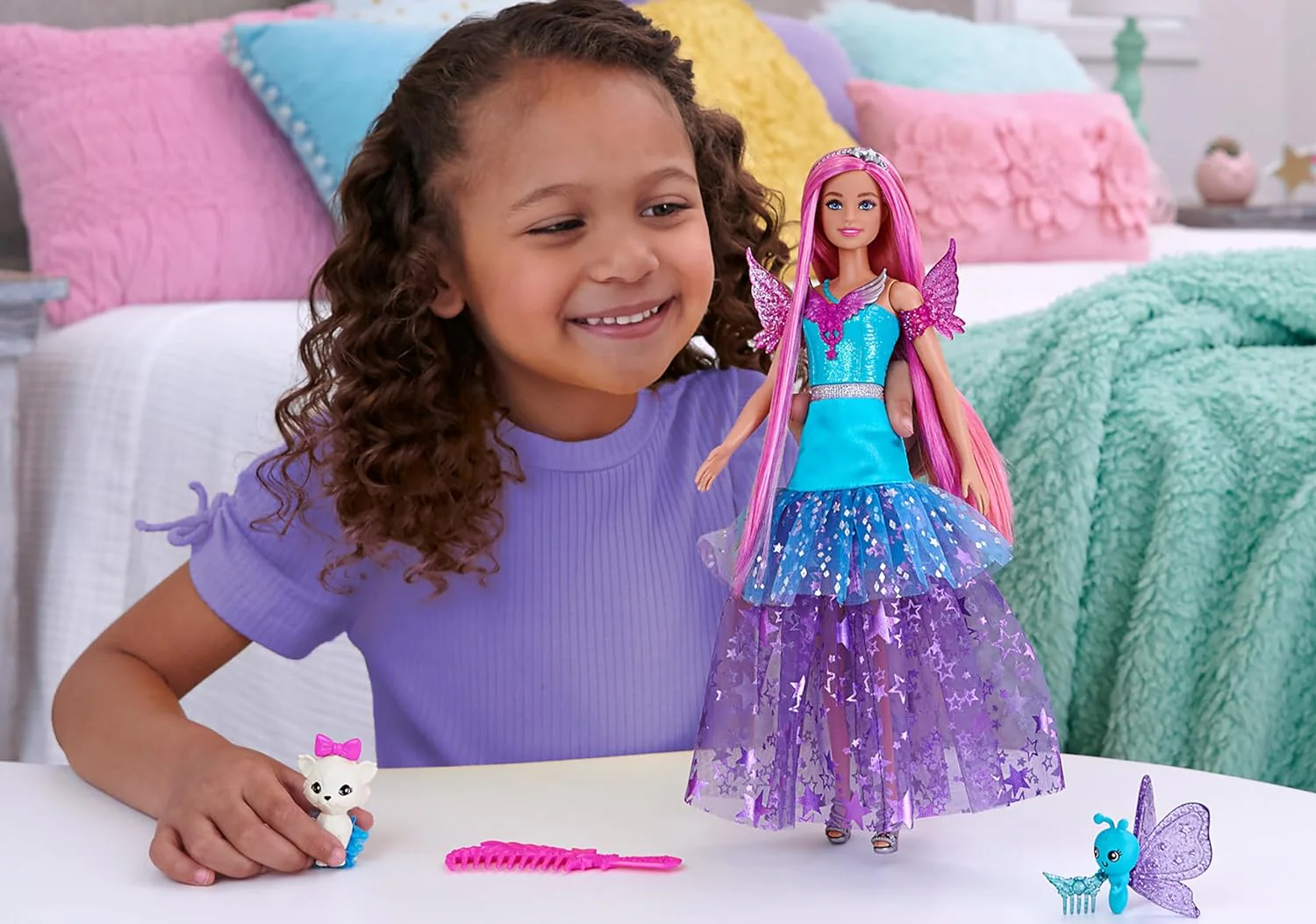 Barbie A Touch of Magic Malibu Doll with Two Fairytale Pets HLC32 - Image 2