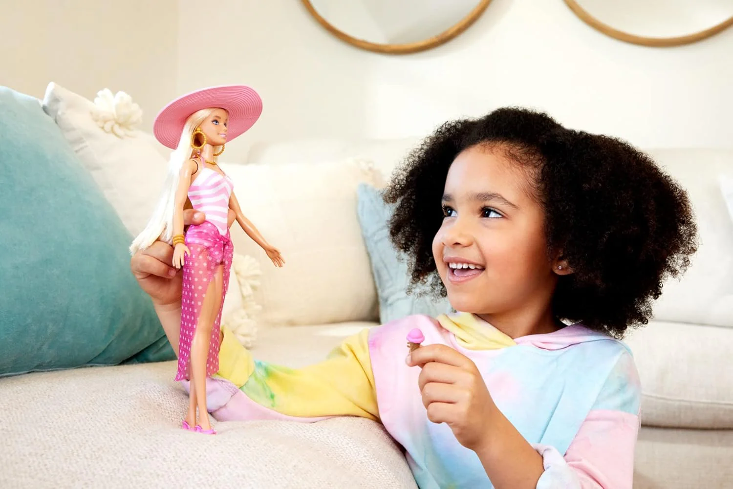 Barbie Beach Glam With Accessories HPL73 - Image 2