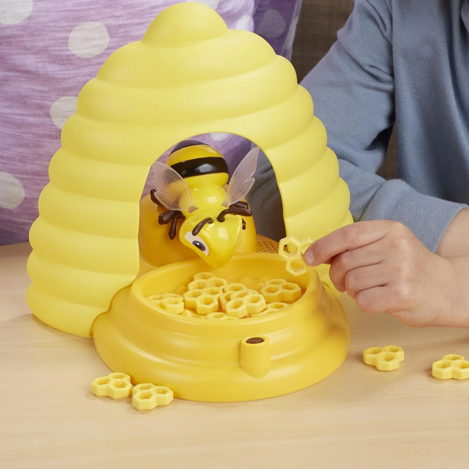 Beehive Surprise Game B5355 - Image 6