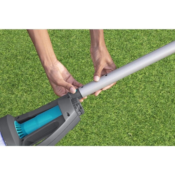 Bestway Aquagrip Handheld Pool Vacuum 58946 - Image 3
