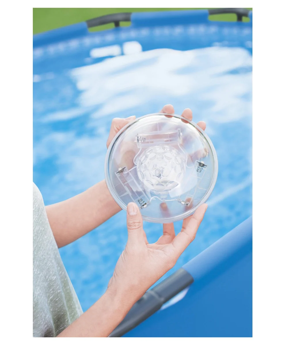 Bestway Flowclear Led Floating Pool Light 14cm 58419 - Image 4
