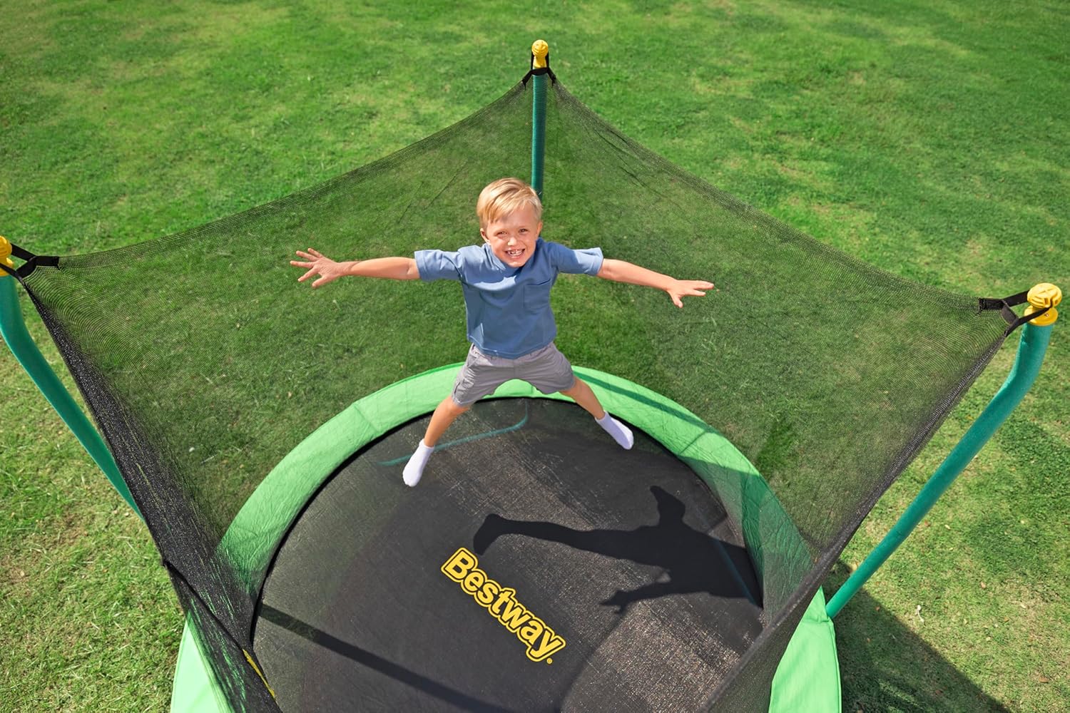 Bestway Xtrem Air Trampoline 8-Feet 2.44m x 2.50m 59102 - Image 2