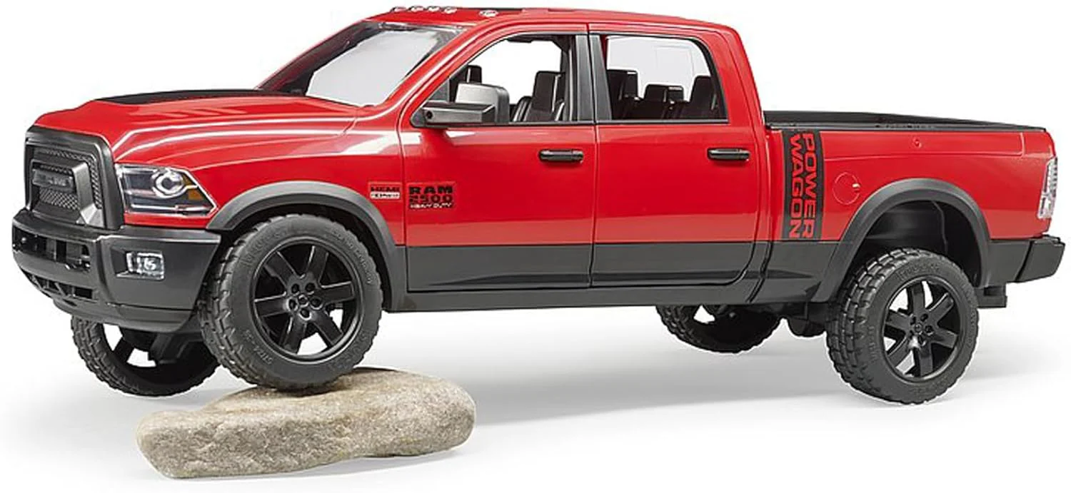 Bruder Ram 2500 Power Wagon - Image 4