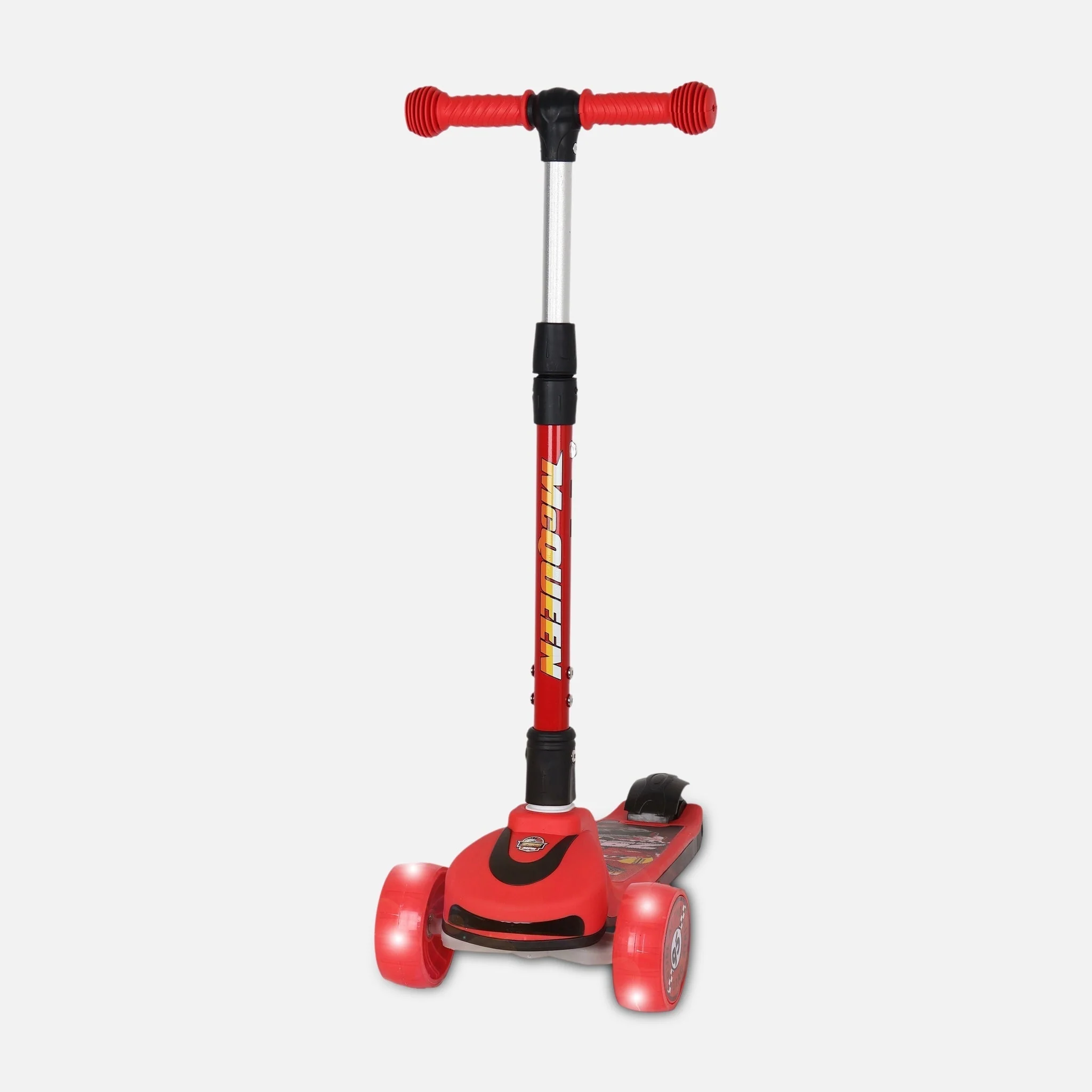 Cars Lightning Mcqueen Twist Scooter DCA58205 F