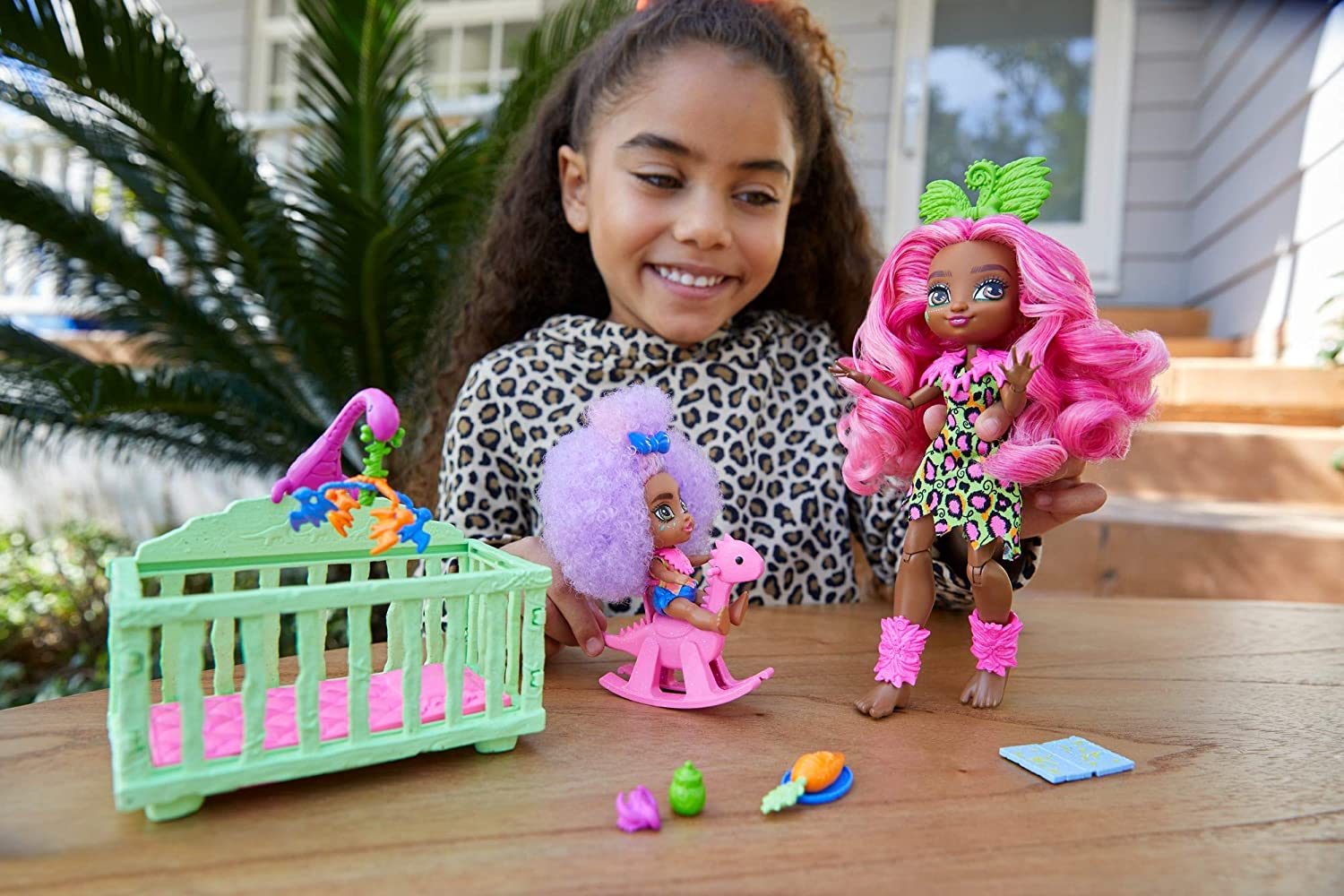 Cave Club Wild About Babysitting Playset with 2 Dolls and Accessories - GNL92 - Image 2
