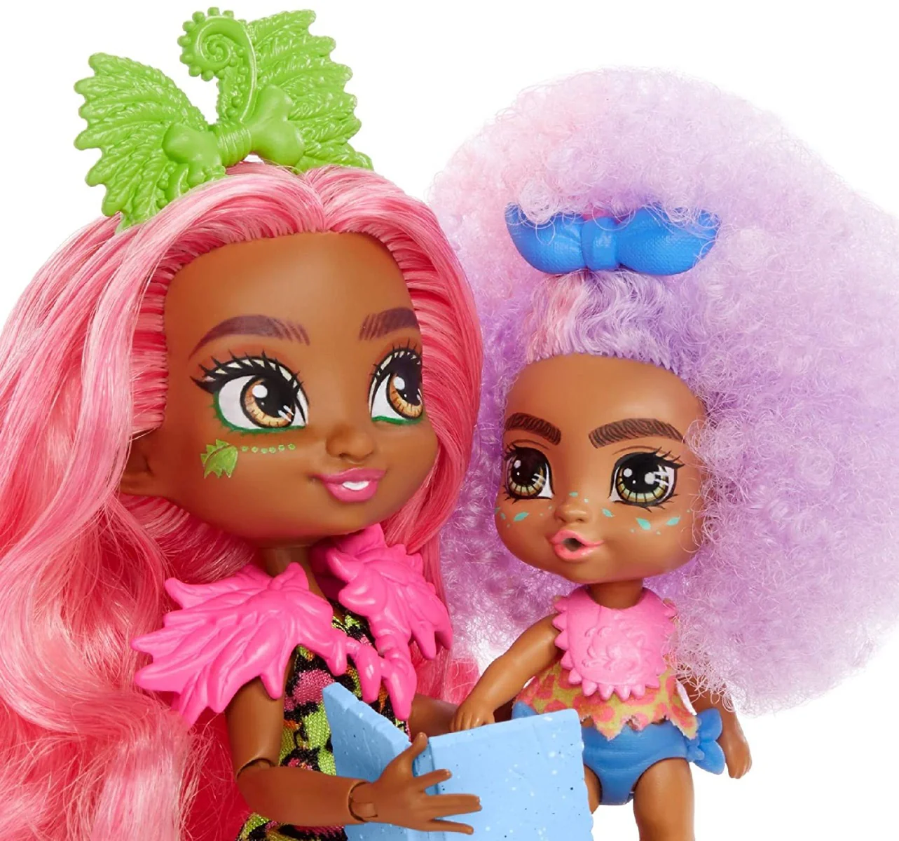 Cave Club Wild About Babysitting Playset with 2 Dolls and Accessories - GNL92 - Image 3