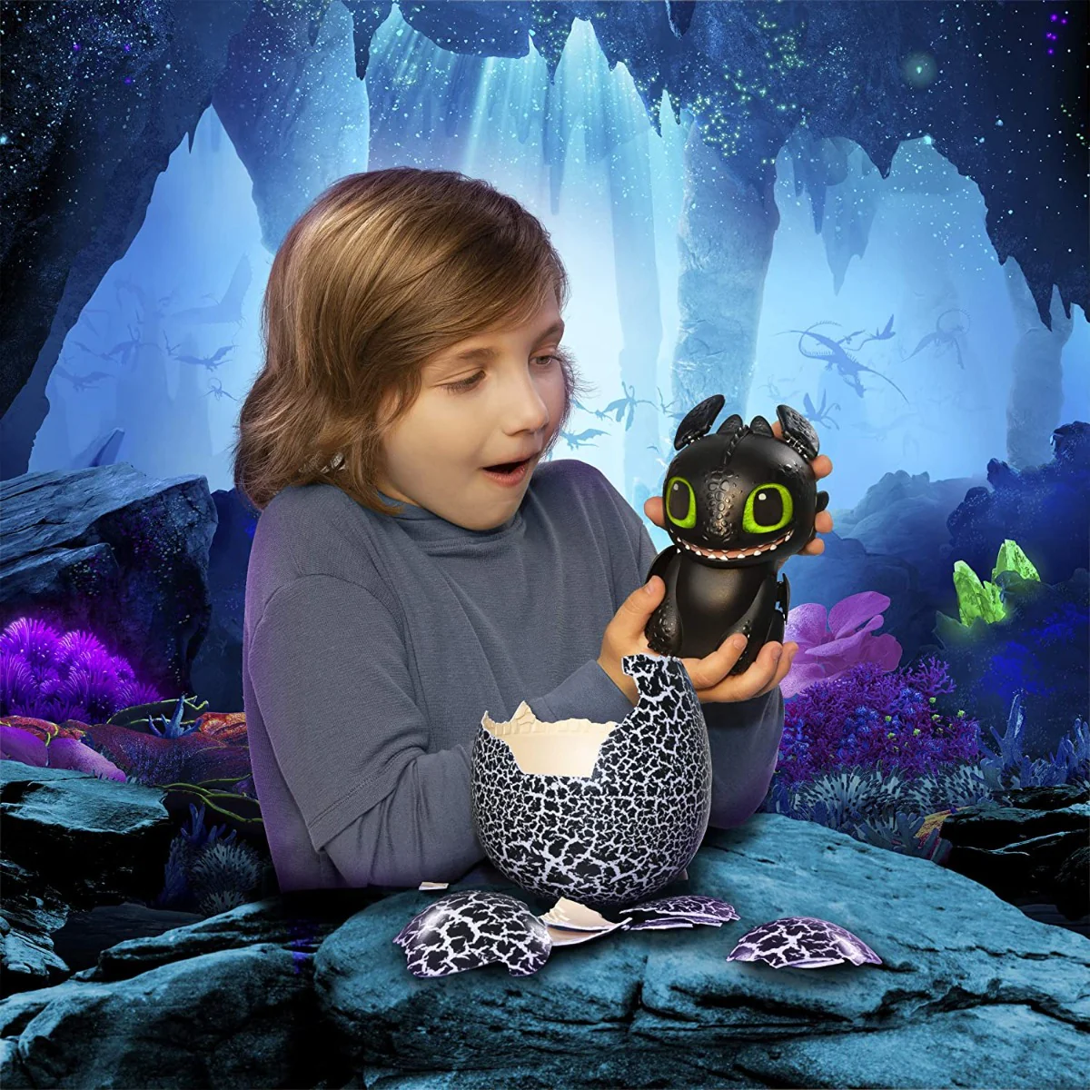 DreamWorks Dragons The Hidden World Hatching Toothless 6046183 - Image 6
