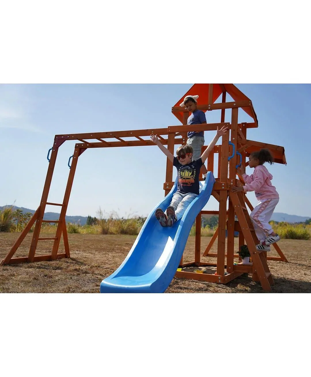 DYNAMIC SPORTS ARABIAN PRONGHORN WOODEN SWING SET - Image 8