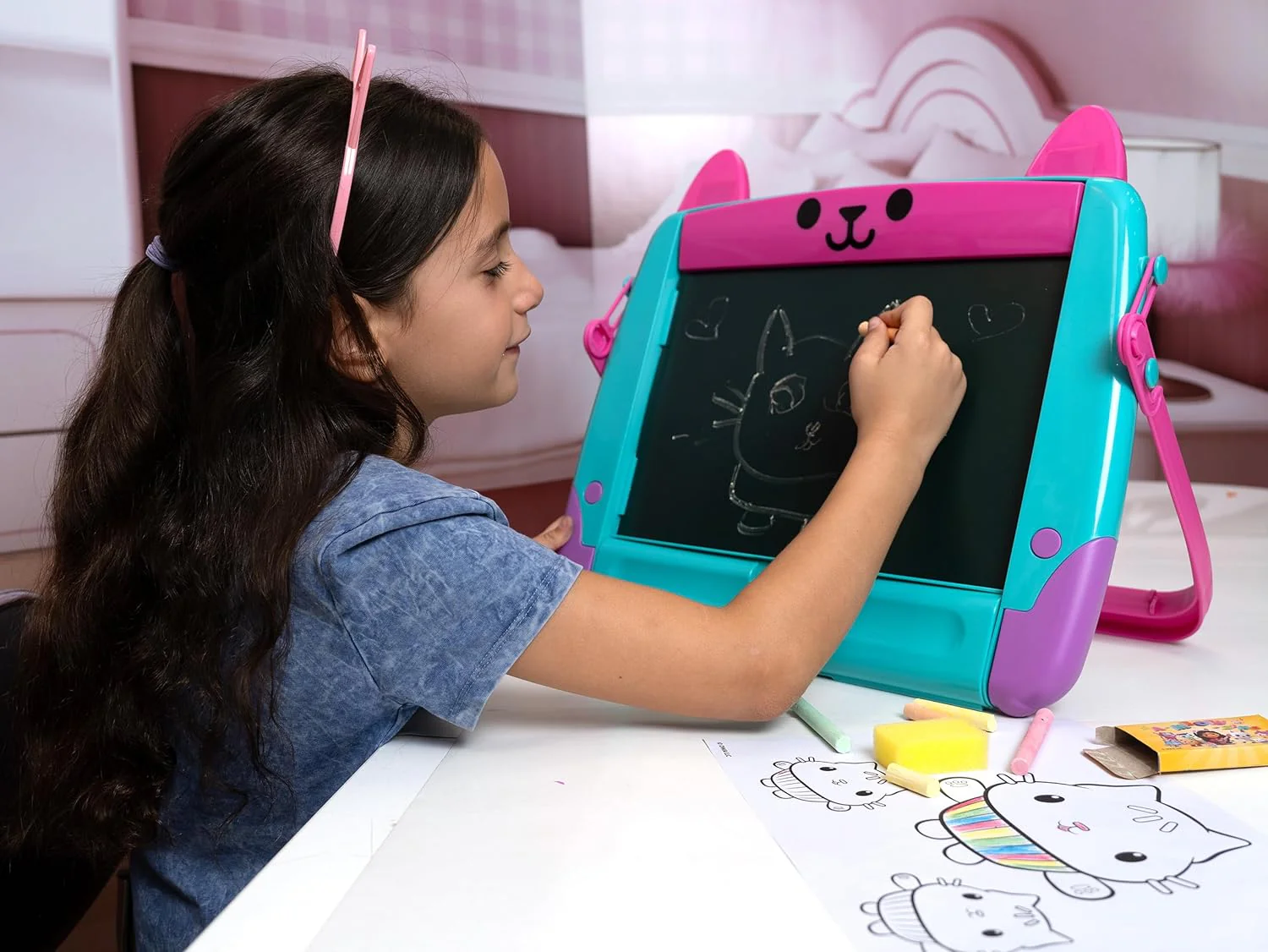Gabby's Dollhouse Art Easel DTT-5194 - Image 5