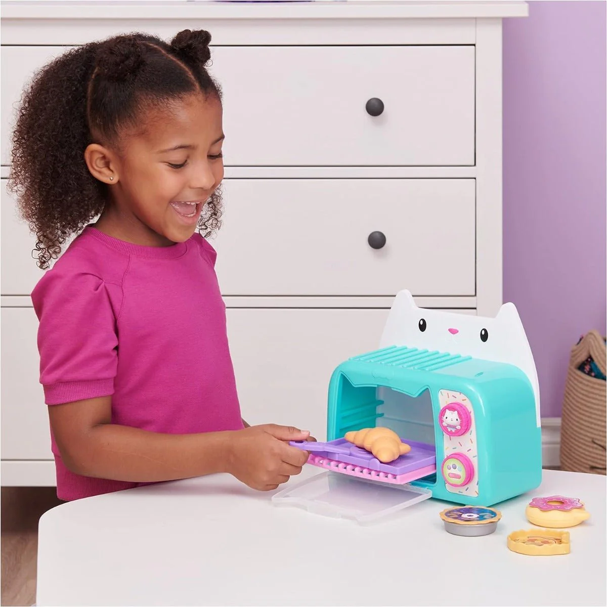 Gabby's Dollhouse Bakey With Cakey Oven 6065074 - Image 8