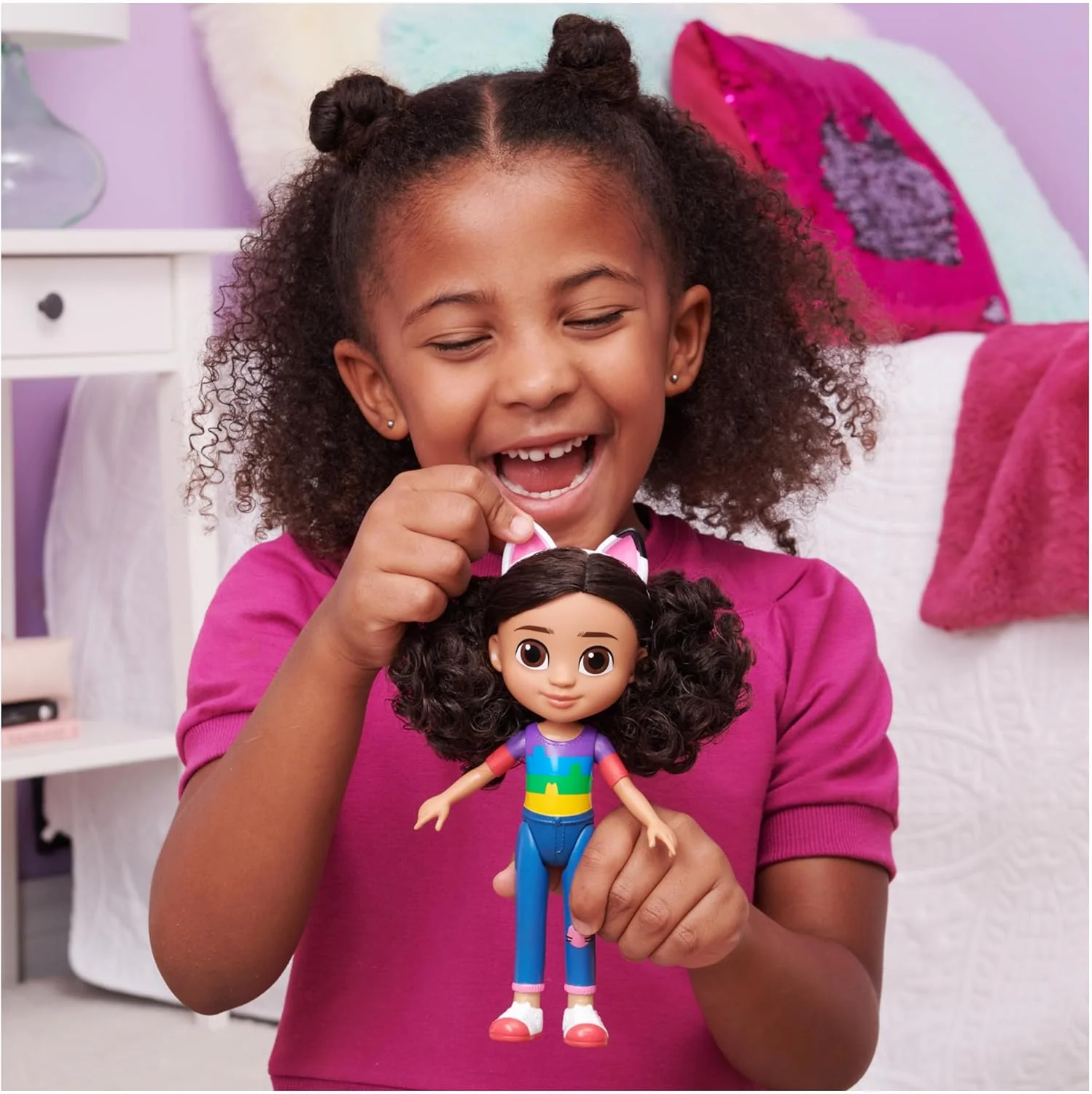 Gabby’s Dollhouse Deluxe Craft Doll Set – 8" Gabby Doll, Baby Box Cat, Magic Water Pad & Water Brush | Creative Art Playset for Kids Ages 3+ - Image 7
