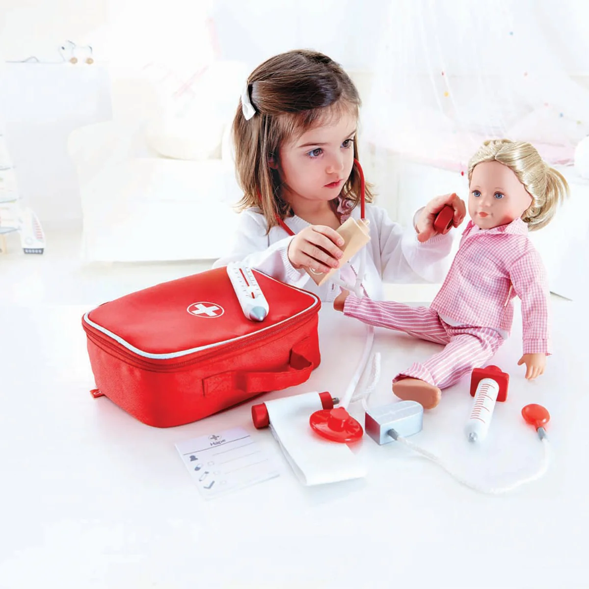 Hape Doctor On Call Roleplay Bag E3010 - Image 3