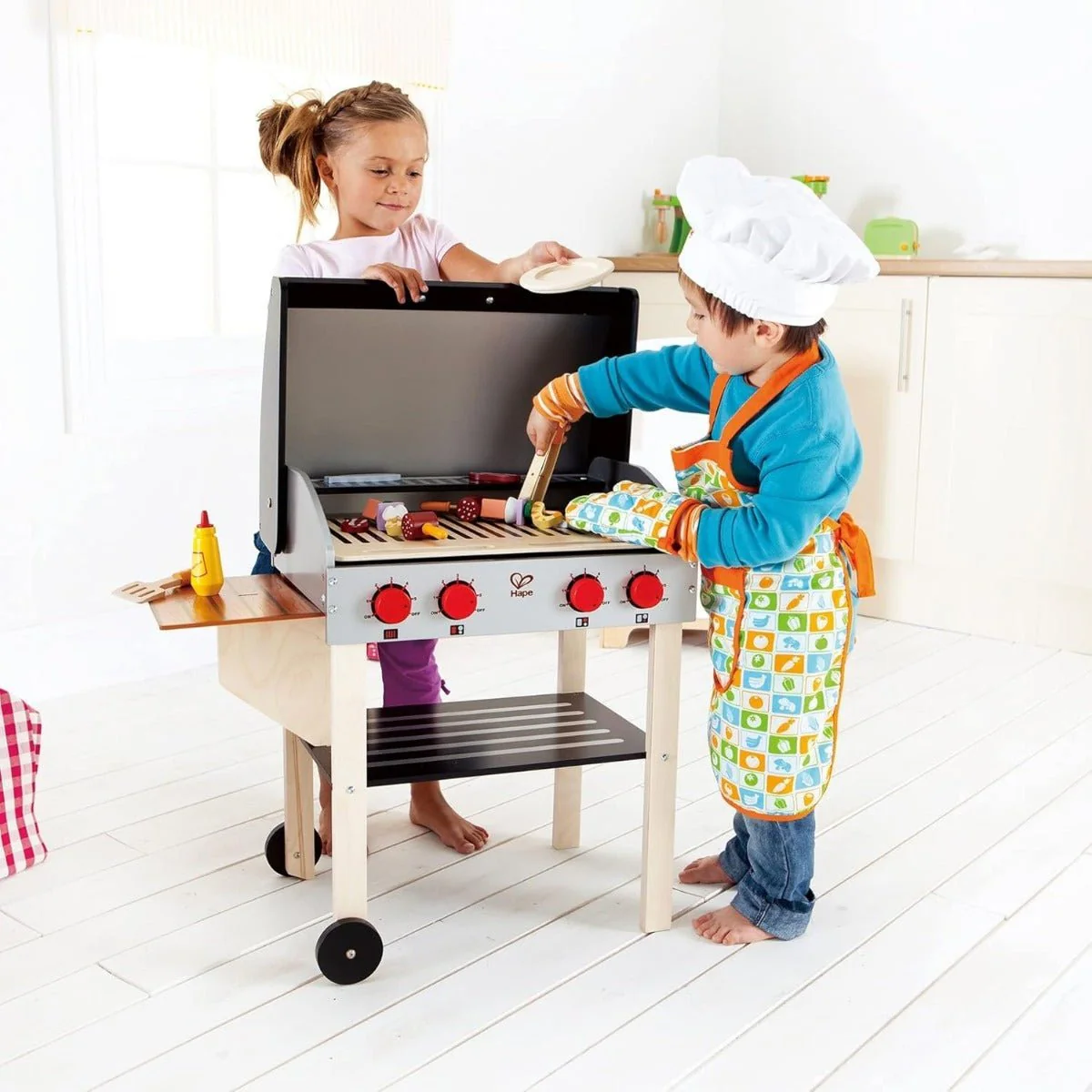 Hape Gourmet Grill with Food E3127 - Image 3