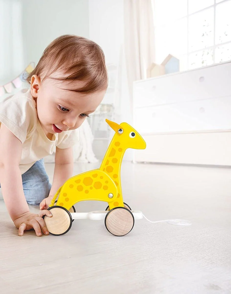 Hape Push and Pull Giraffe Wooden Pull Along Toy - Image 4