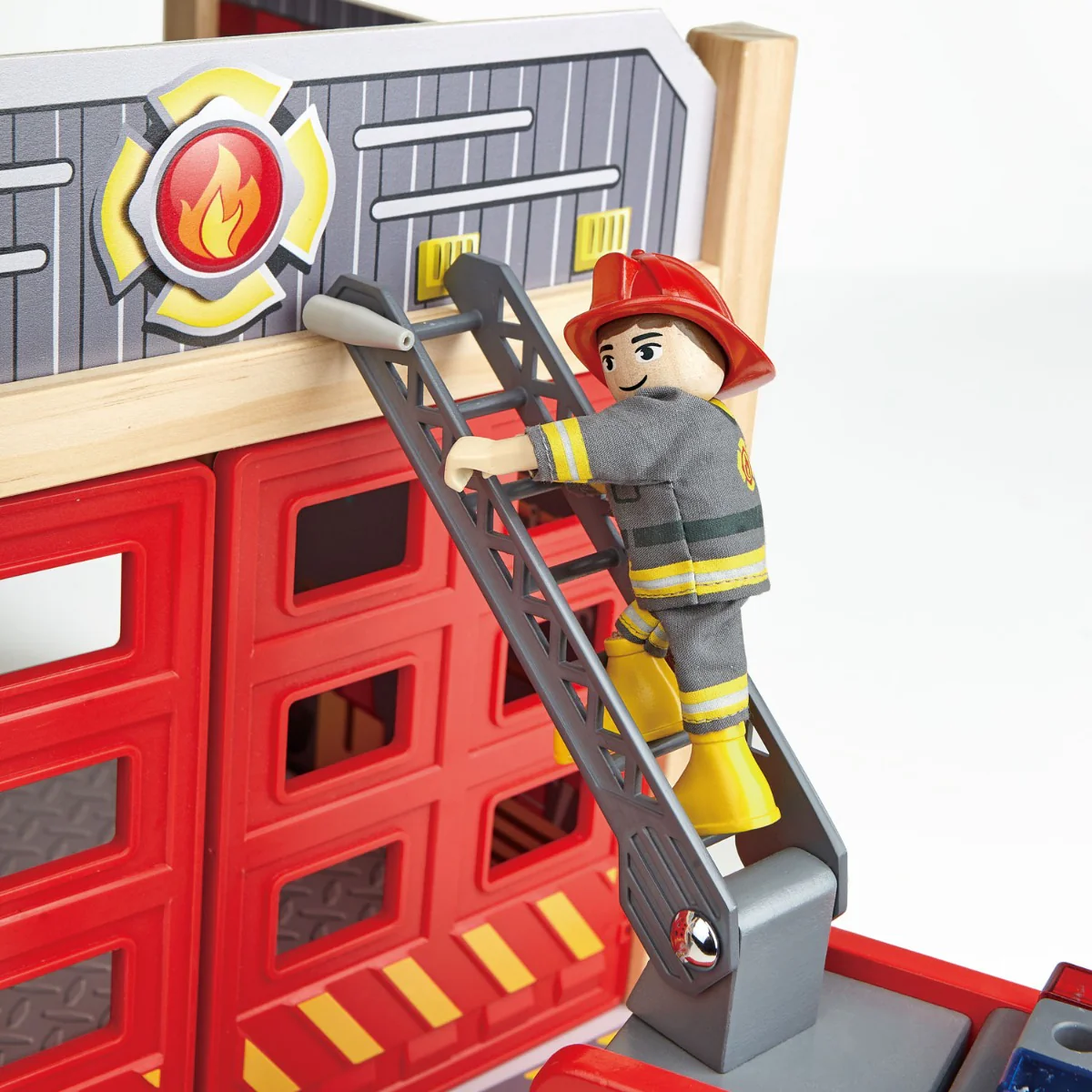 Hape Role Play Fire Rescue Team 3pcs - Image 3