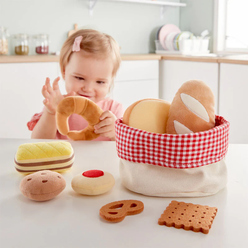 Hape Toddler Bread Basket E3168 - Image 3