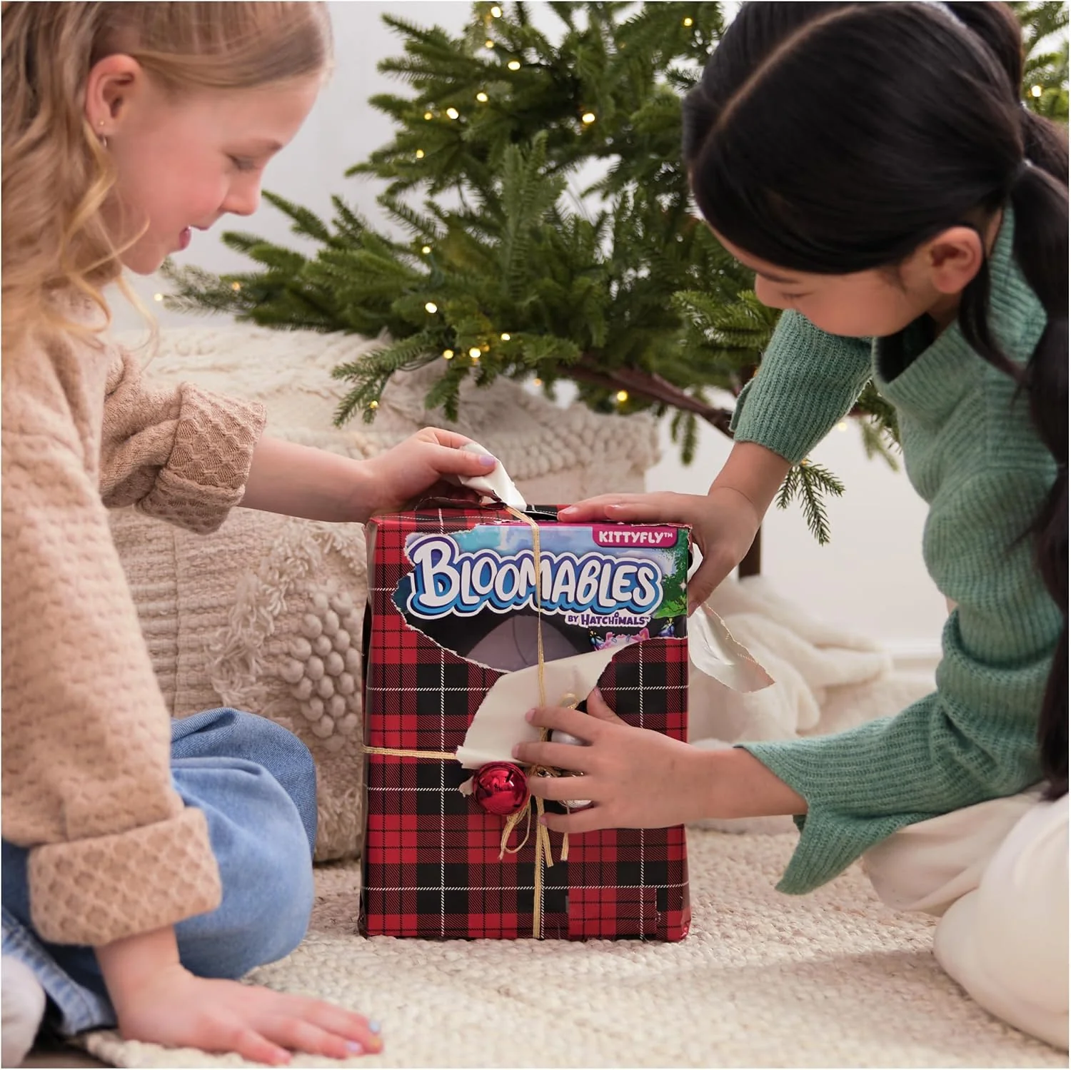 Hatchimals Bloomables Kittyfly Interactive Toy – 100+ Sounds & Reactions | Ages 4+ - Image 2