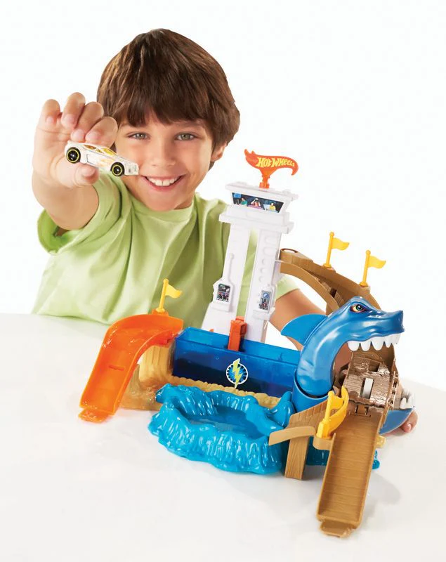 Hot Wheels City Colour Shifters Sharkport Showdown Playset BGK04 - Image 5