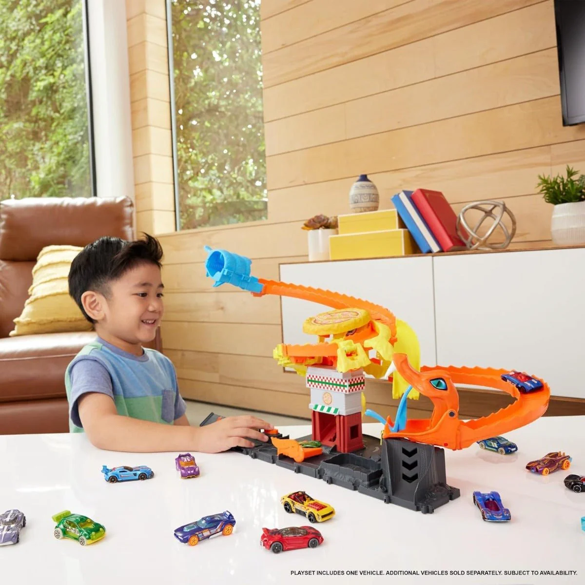 Hot Wheels City Toy Car Track Set HTN81 - Image 6
