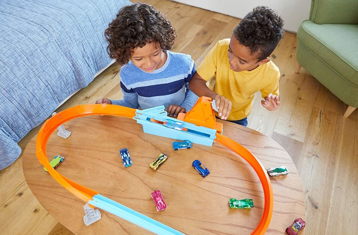 Hot Wheels Rapid Raceway Champion Playset GBF81/GJM75 - Image 2