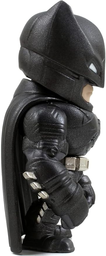 Jada Batman Armored Metal Figure 4inch 253211004 - Image 3