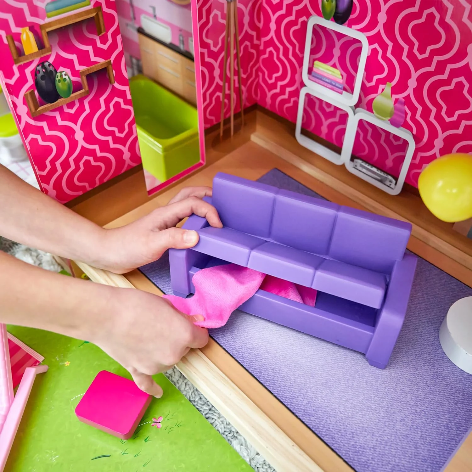 Kidkraft Uptown Dollhouse 65833 - Image 5