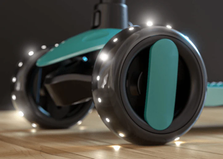 Kids Scooter with Lights Green 103-57 - Image 3