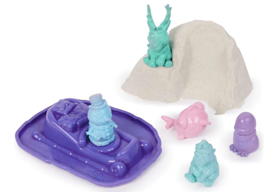 Kinetic Sand Snowy Surprise 6067892 - Image 3