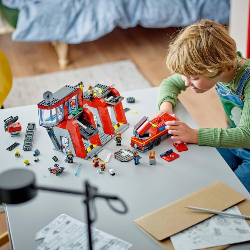 Lego City Fire Station With Fire Truck Building Playset - Image 3