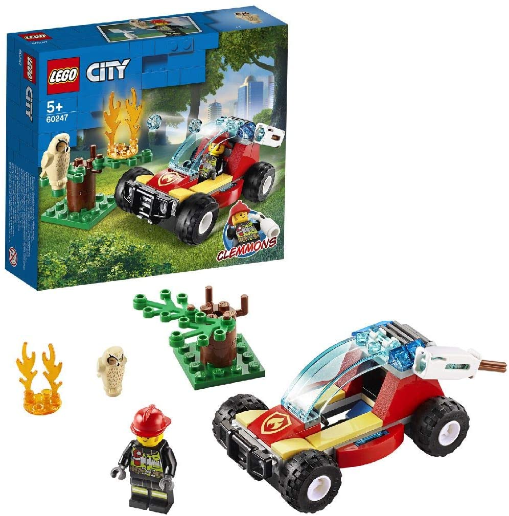 LEGO City Forest Fire Building Set 60247 - Image 2
