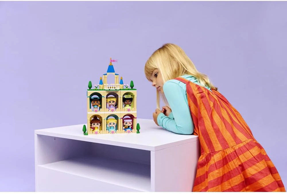 LEGO Disney Mini Belle & Tiana With Castle 6589969\43291 - Image 5