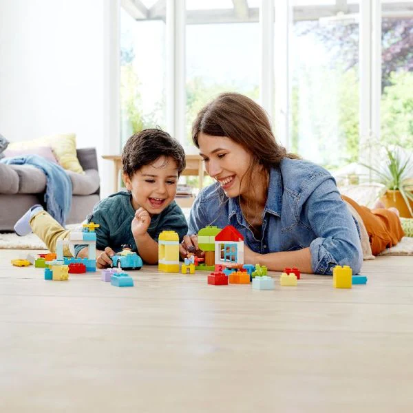 Lego Duplo Classic Brick Box Building Set with Storage - 10913 - Image 4