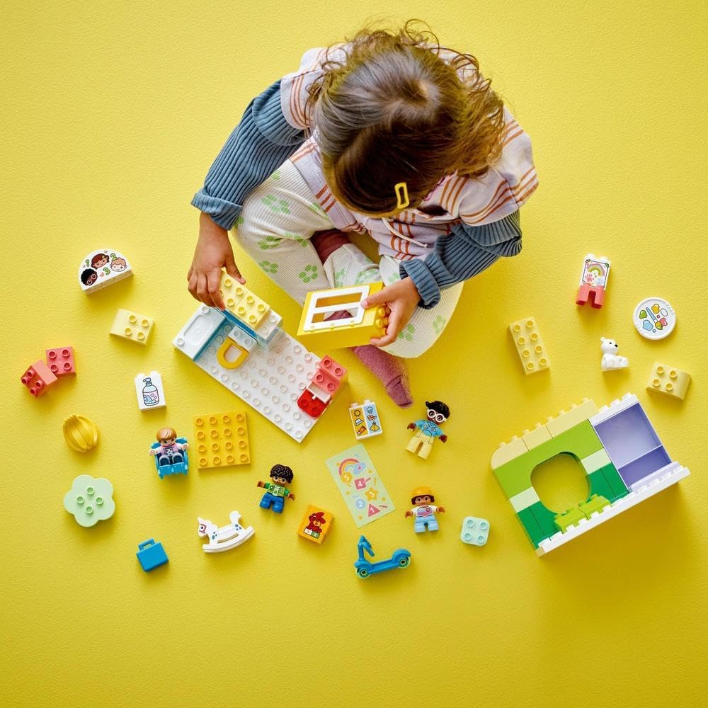 LEGO Duplo Life at the Daycare Center 6426549/10992 - Image 3
