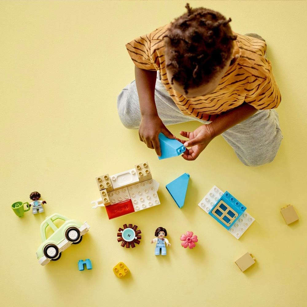 LEGO Family House on Wheels 6426533/10986 - Image 3