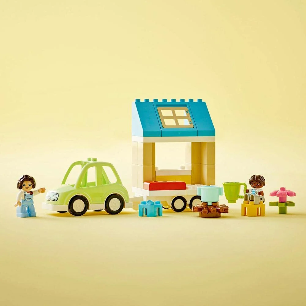 LEGO Family House on Wheels 6426533/10986 - Image 4
