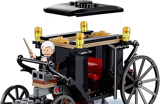 LEGO Fantastic Beasts Grindelwald's Escape 75951 - Image 4