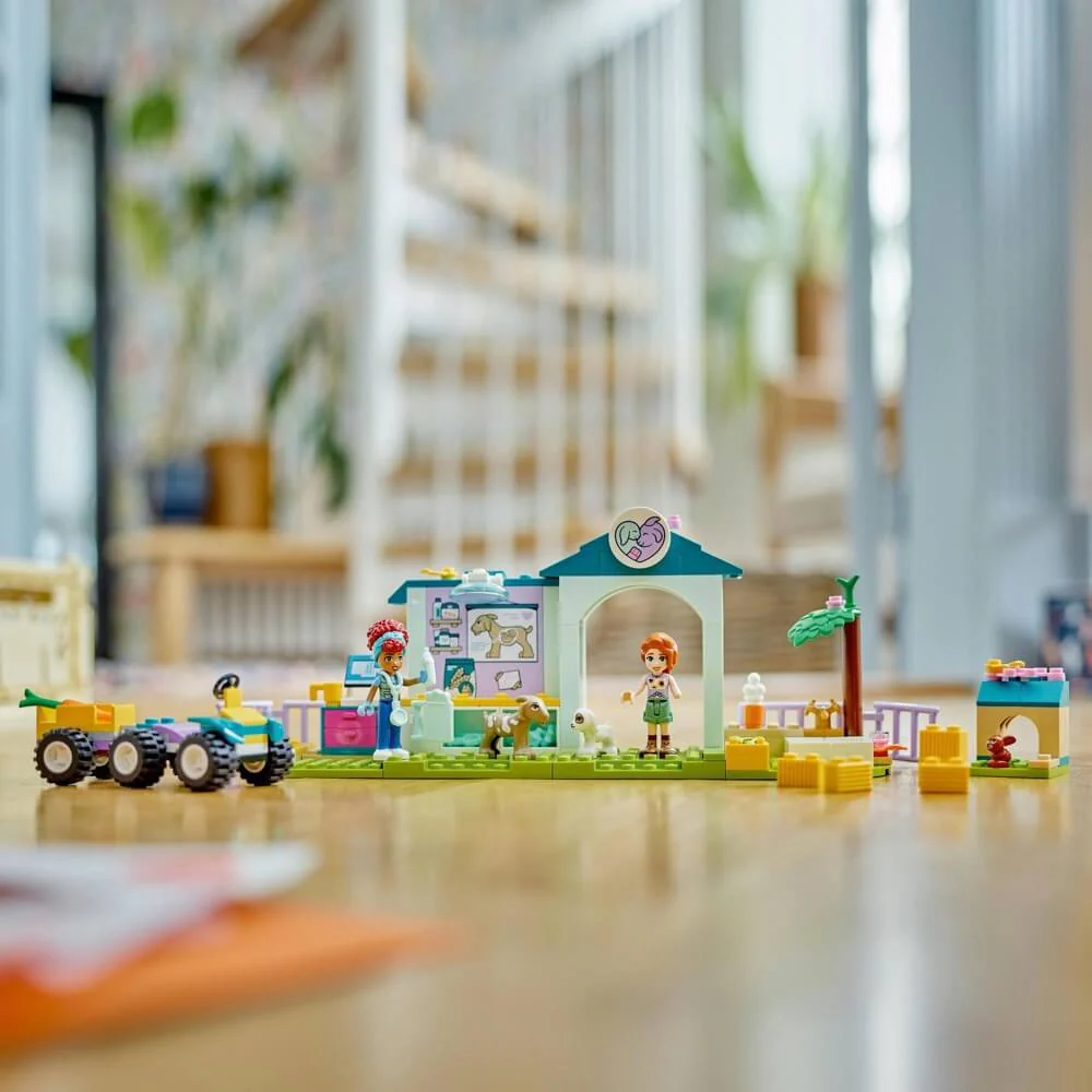 LEGO Friends Farm Animal Vet Clinic - Image 5
