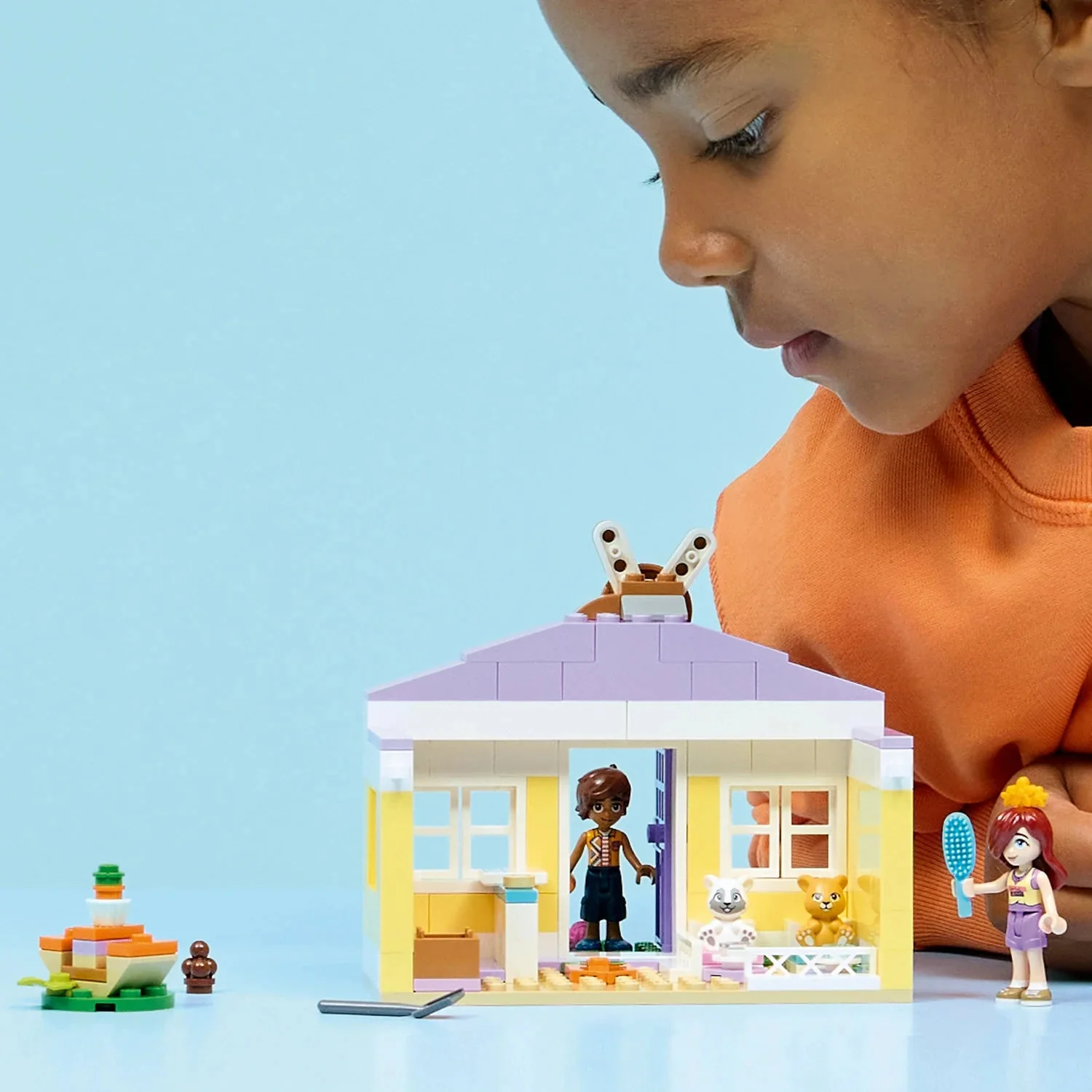 LEGO Friends Heartlake City Bunny Hotel 42679 - Image 9