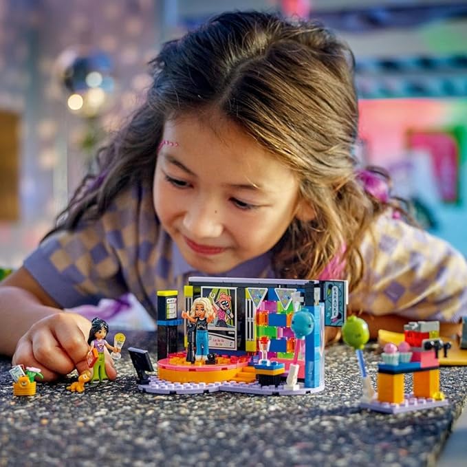 Lego Friends Karaoke Music Party - Image 5