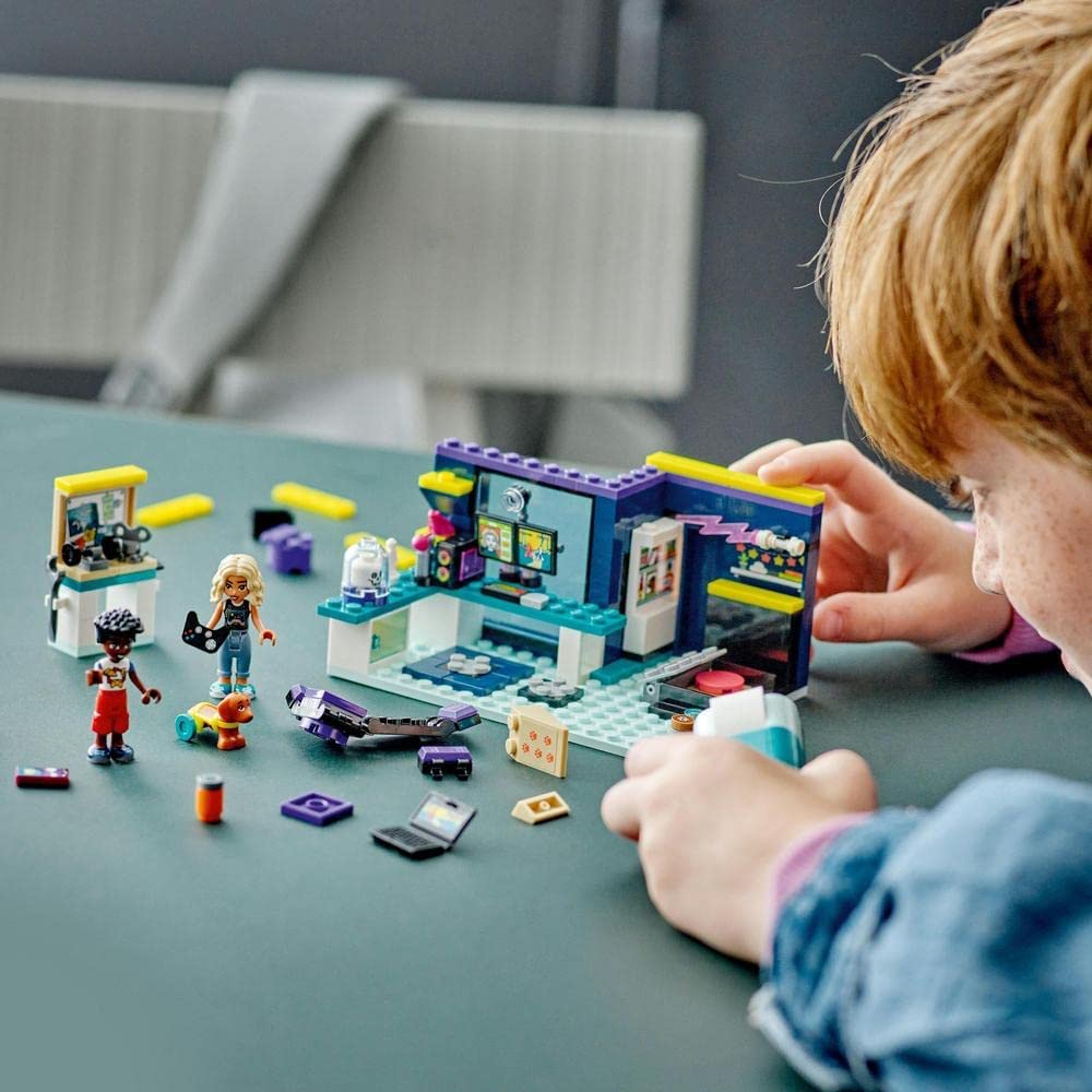LEGO Friends Nova's Room Set 6425708/41755 - Image 3