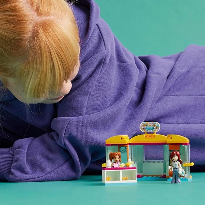 Lego Friends Tiny Accessories Store - Image 4