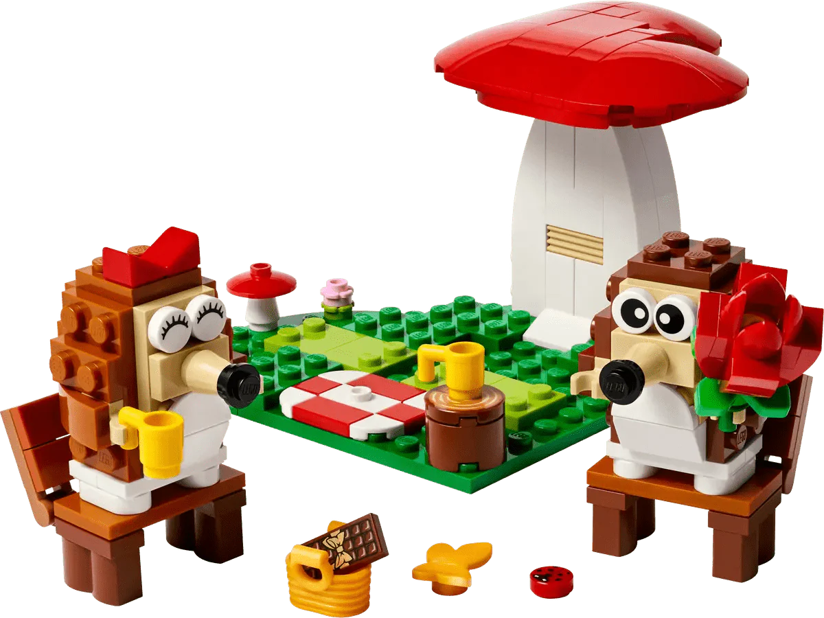 LEGO Hedgehog Picnic Date 6473107/40711 - Image 2