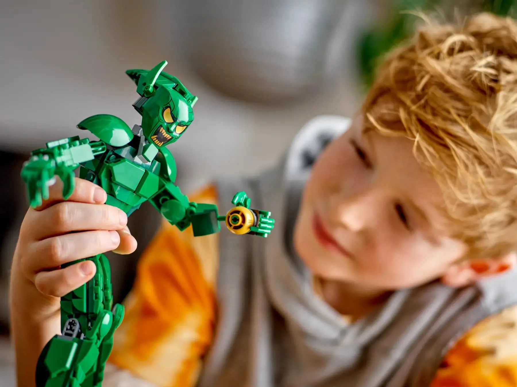 LEGO Marvel Green Goblin Construction Figure - Image 9