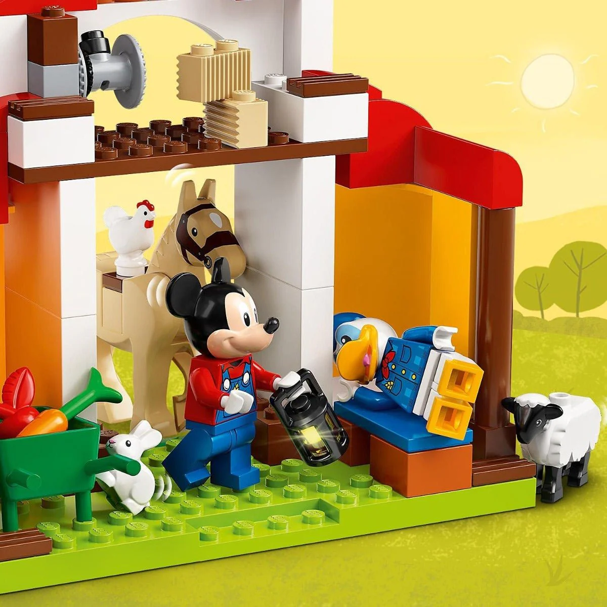 LEGO Mickey and Donald's Farm 10775 - Image 3