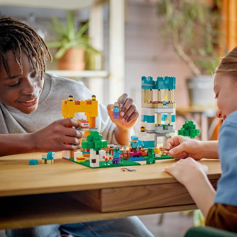 LEGO Minecraft The Crafting Box 4.0 - Image 2