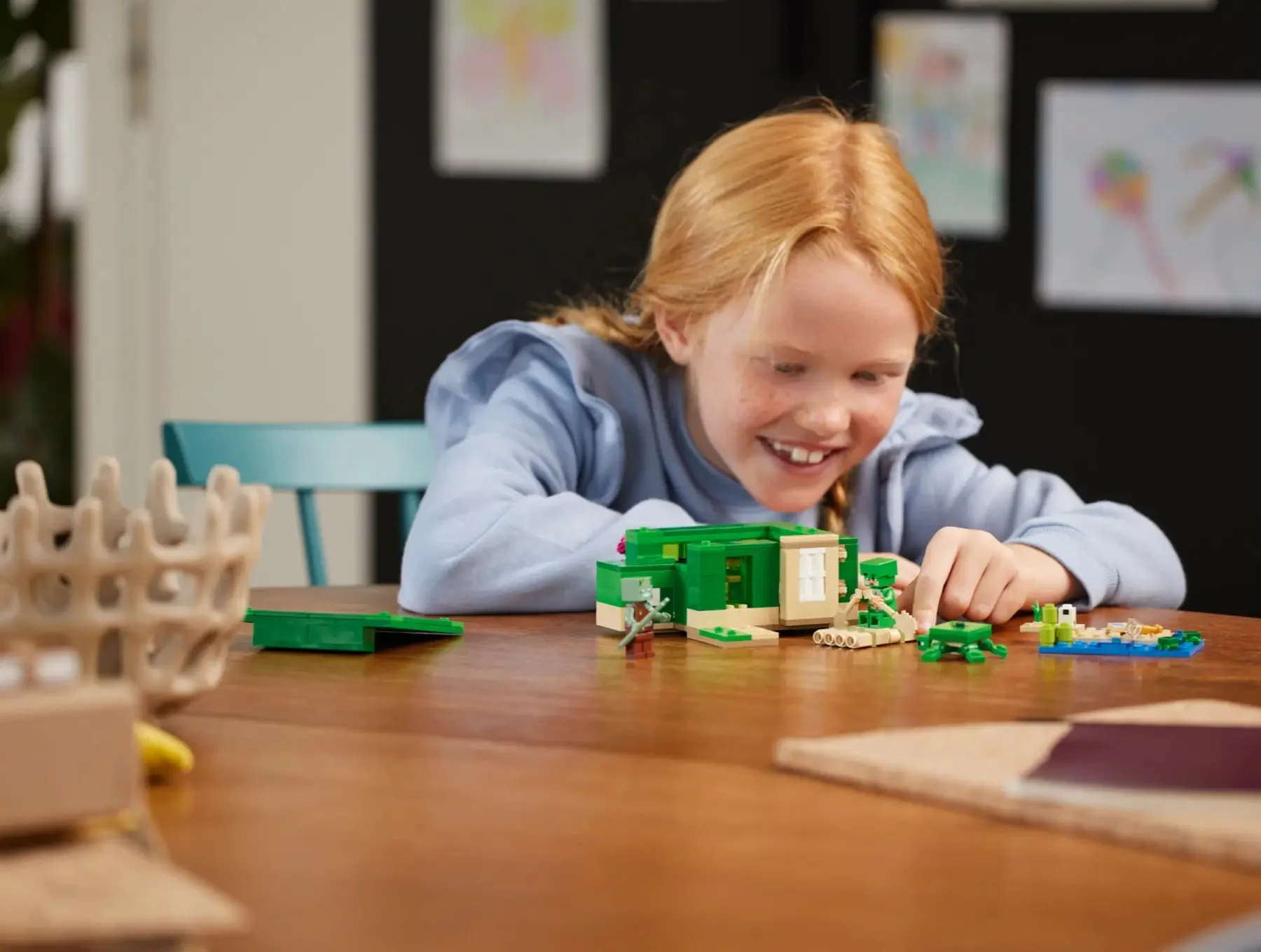 LEGO Minecraft The Turle Beach House - Image 9