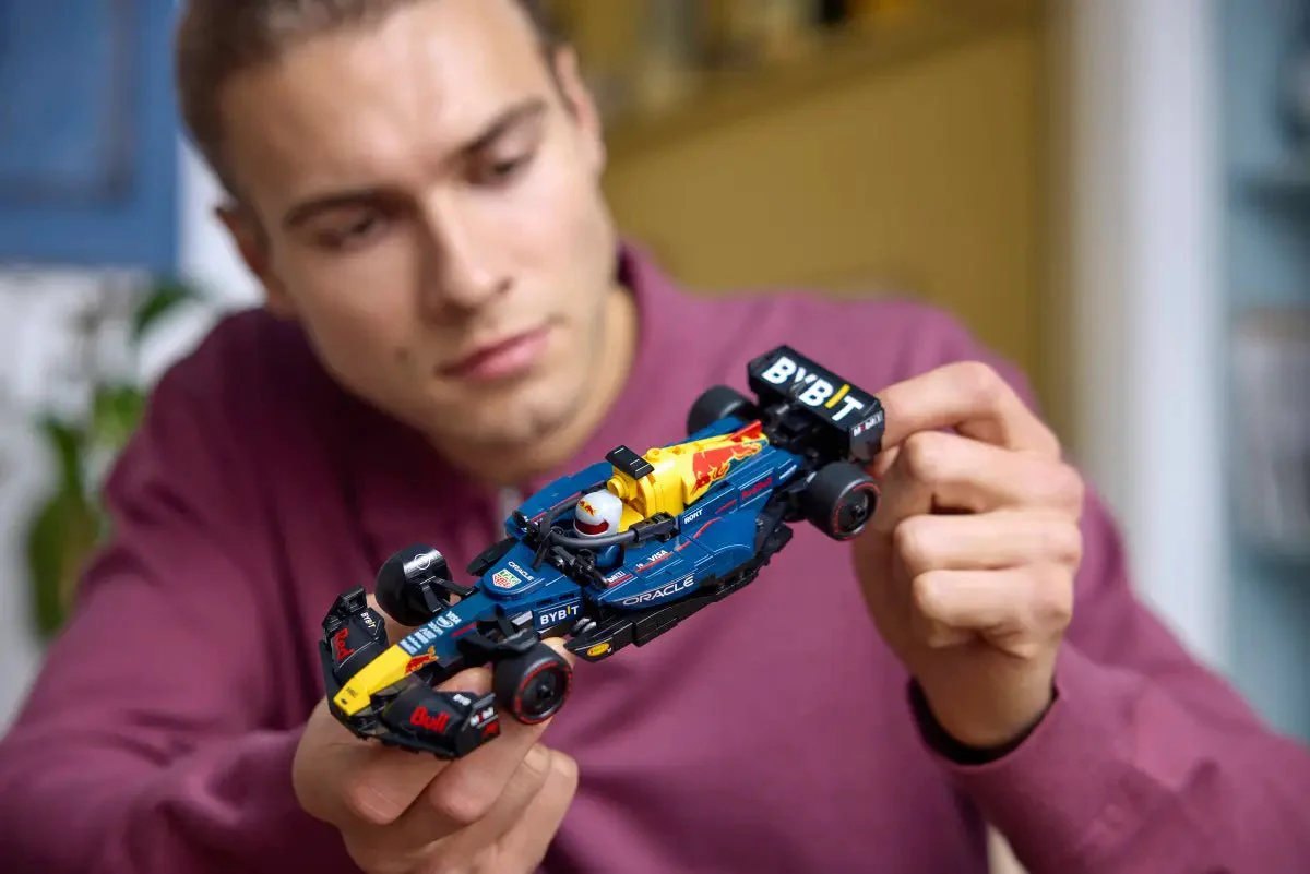LEGO Oracle Red Bull Racing Rb20.. V29 77243/6526995 - Image 6
