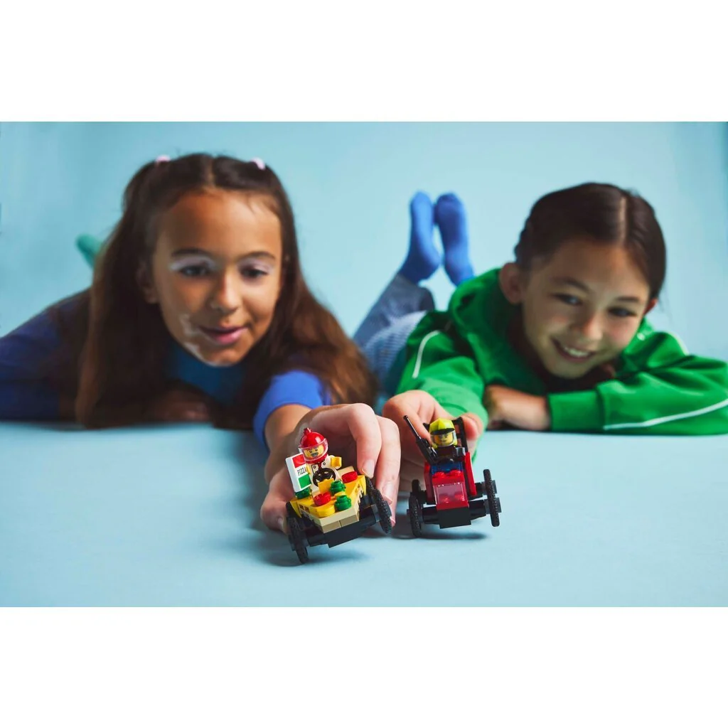 LEGO Pizza VS Fire Truck Race Car Pack 6526294/60458 - Image 4