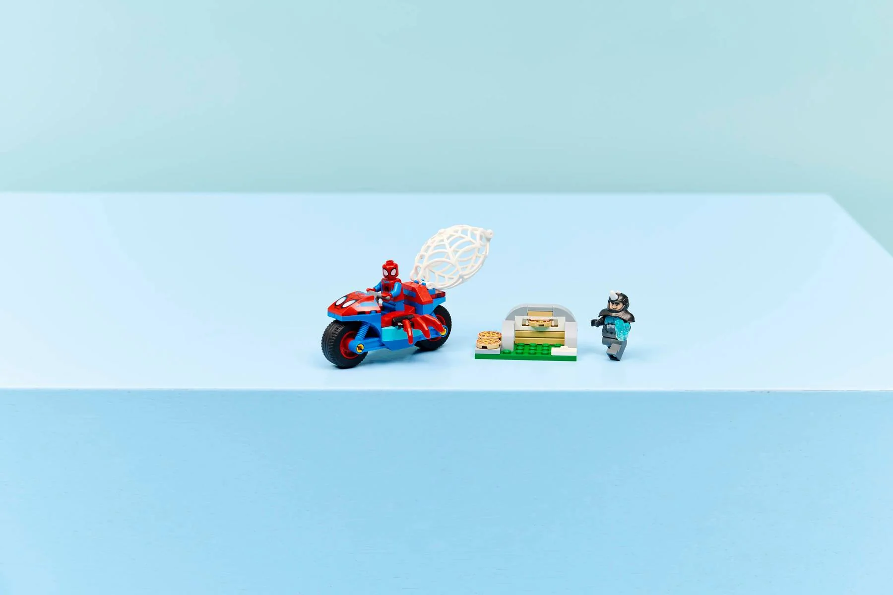 LEGO Spidey Spidey On His Motorcycle Vs. Rhino 11206 - Image 3